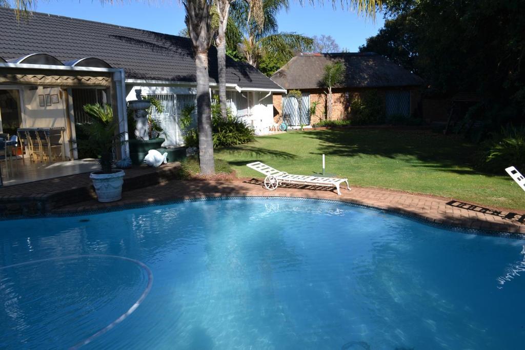 Willow Tree Guest House Kempton Park Exterior photo